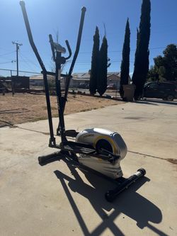 POOBOO Elliptical Trainer Machine