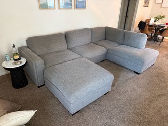 Gray Sectional Sofa with Ottoman