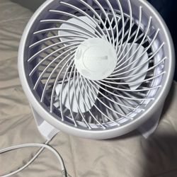 Honeywell Plug-In Fan