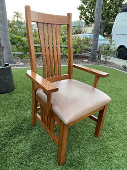 Wood Chair 