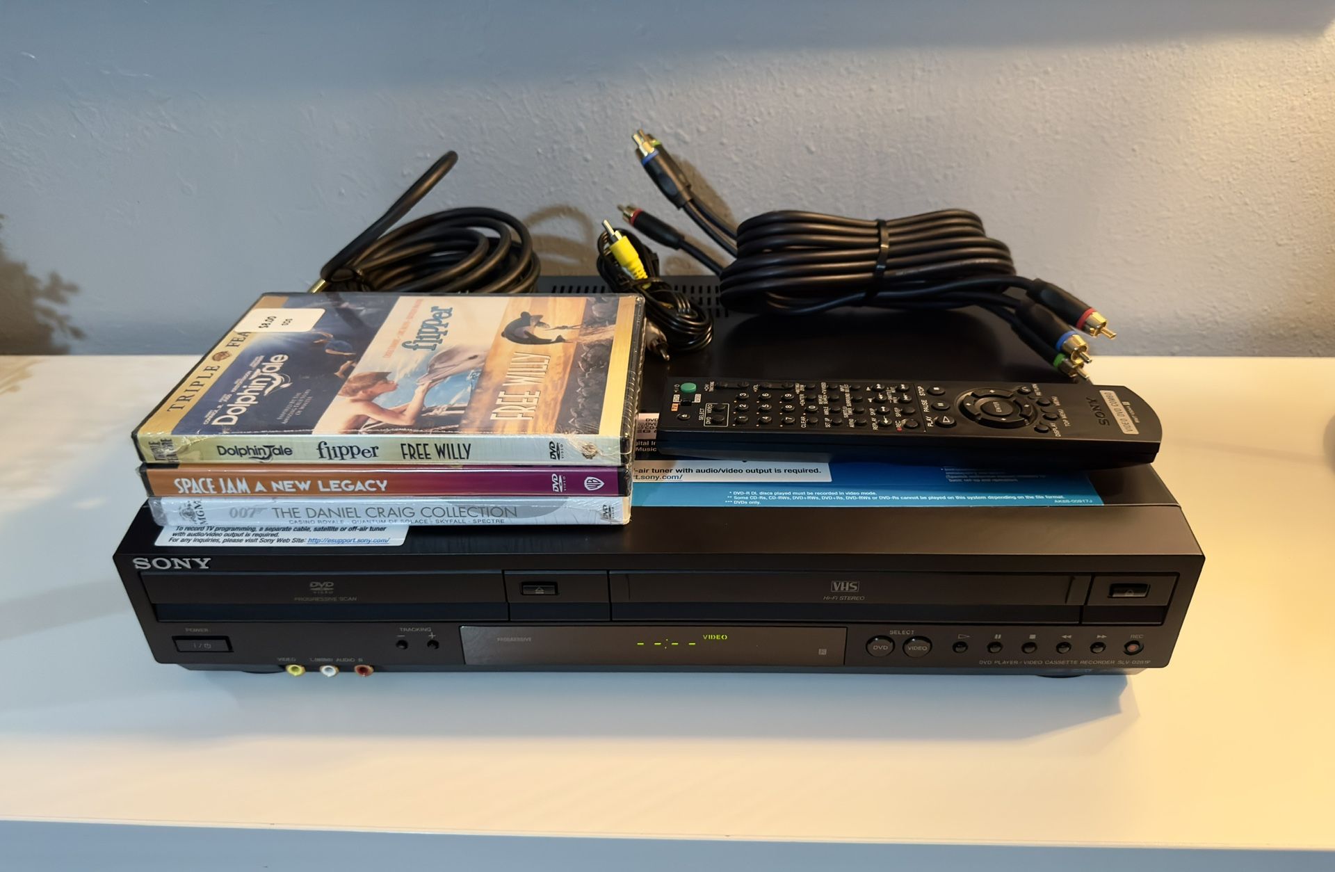Sony SLV-D281P VHS/DVD Combo Player