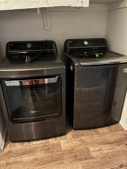 LG Washer and Dryer Set – Black Steel