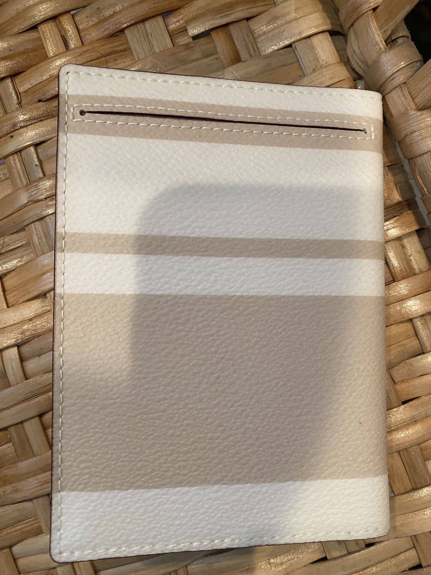 Kate Spade Passport Holder New With Tags Nwt