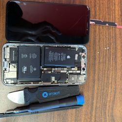 All iPhone and Samsung repair 
