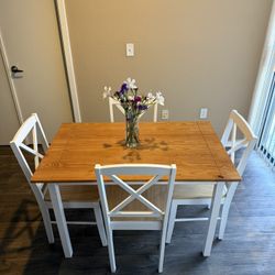 Kitchen Table And 4 Chairs