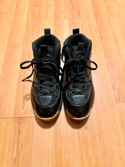 Reebok High-Top Tennis Shoes