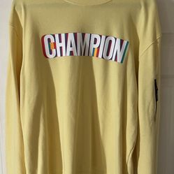 Champion Authentic Athleticwear Unisex Size M Logo Crewneck Pullover Shirt