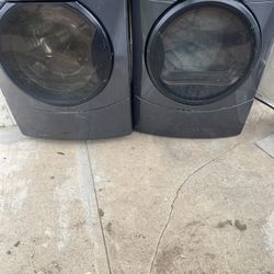 Washer And Gas Dryer 