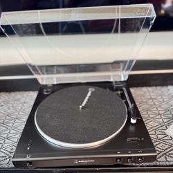 Audio-Technica AT-LP60XBT Bluetooth Turntable – Fully Tested – Box + Accessories