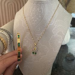 Flower Necklace And Bracelet
