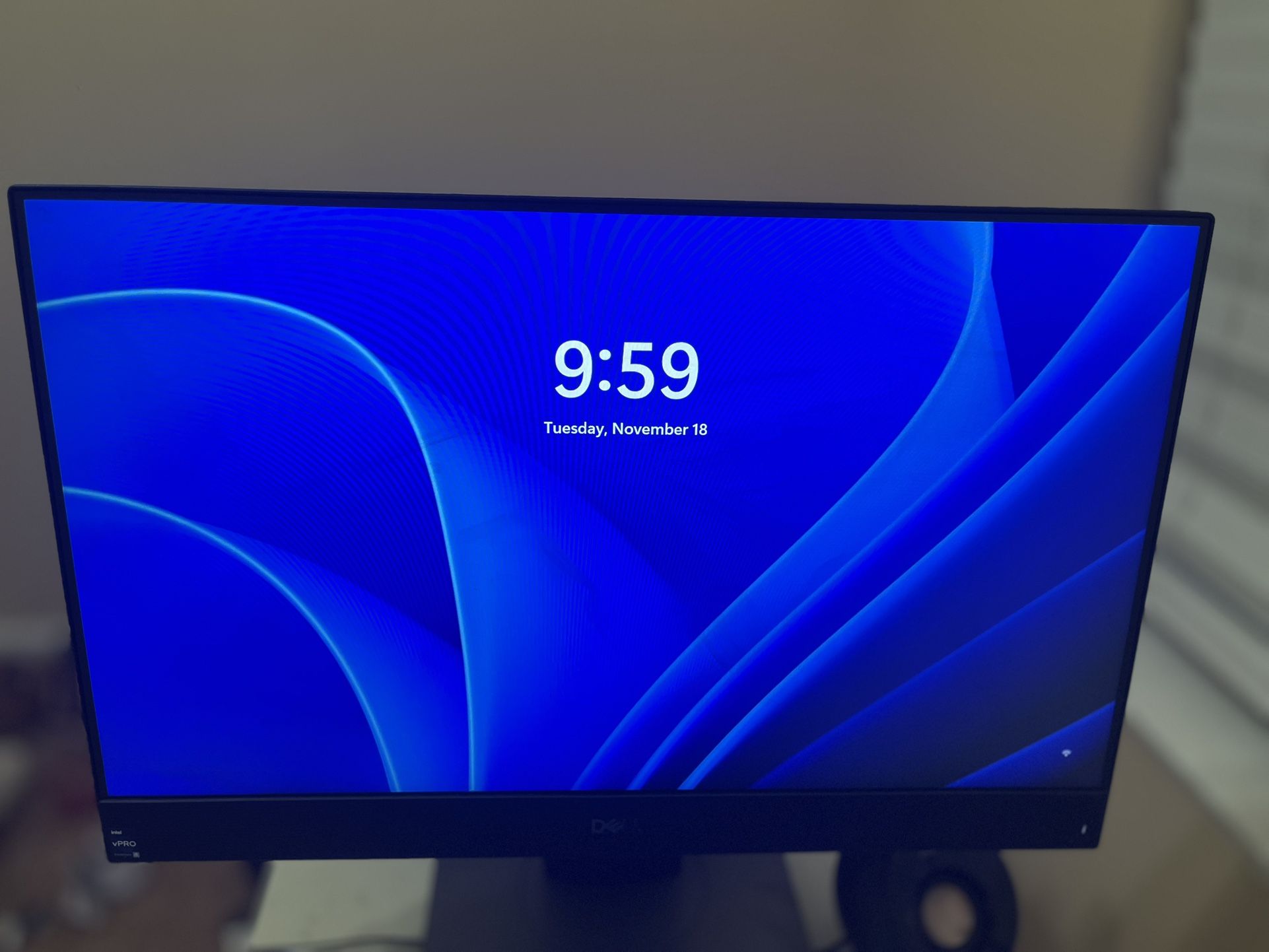 Dell OptiPlex 5400 All-in-One Desktop27 Inch