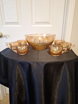 Egg Nog Punch Bowl Excellent Condition 6 Cups