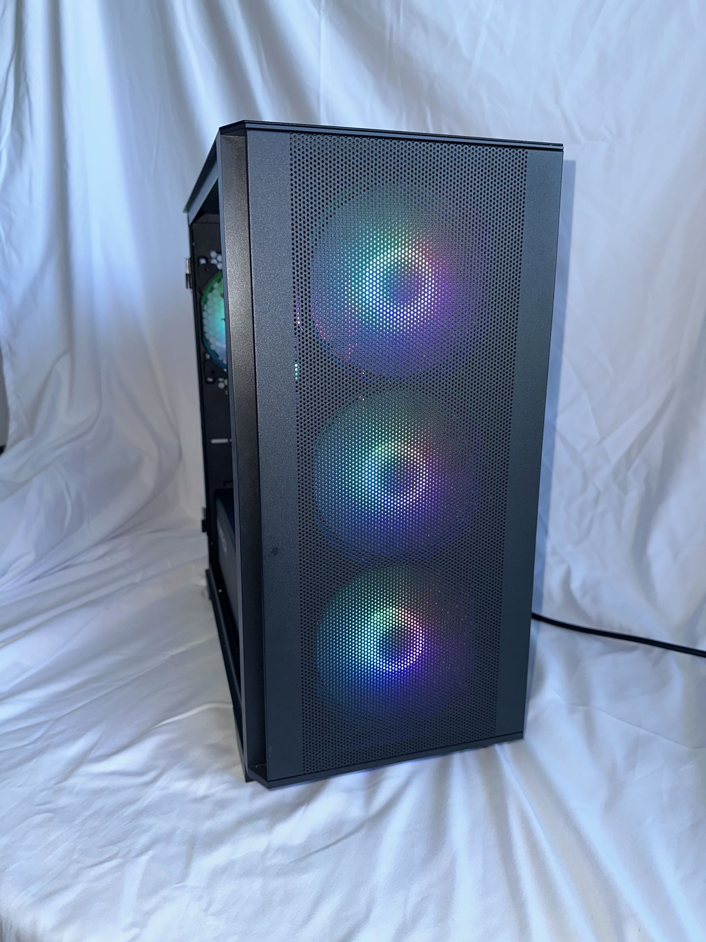 ‼️CUSTOM GAMING PC‼️ ⚠️SPECS IN DESC⚠️