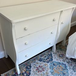 Dresser- Shabby Chic