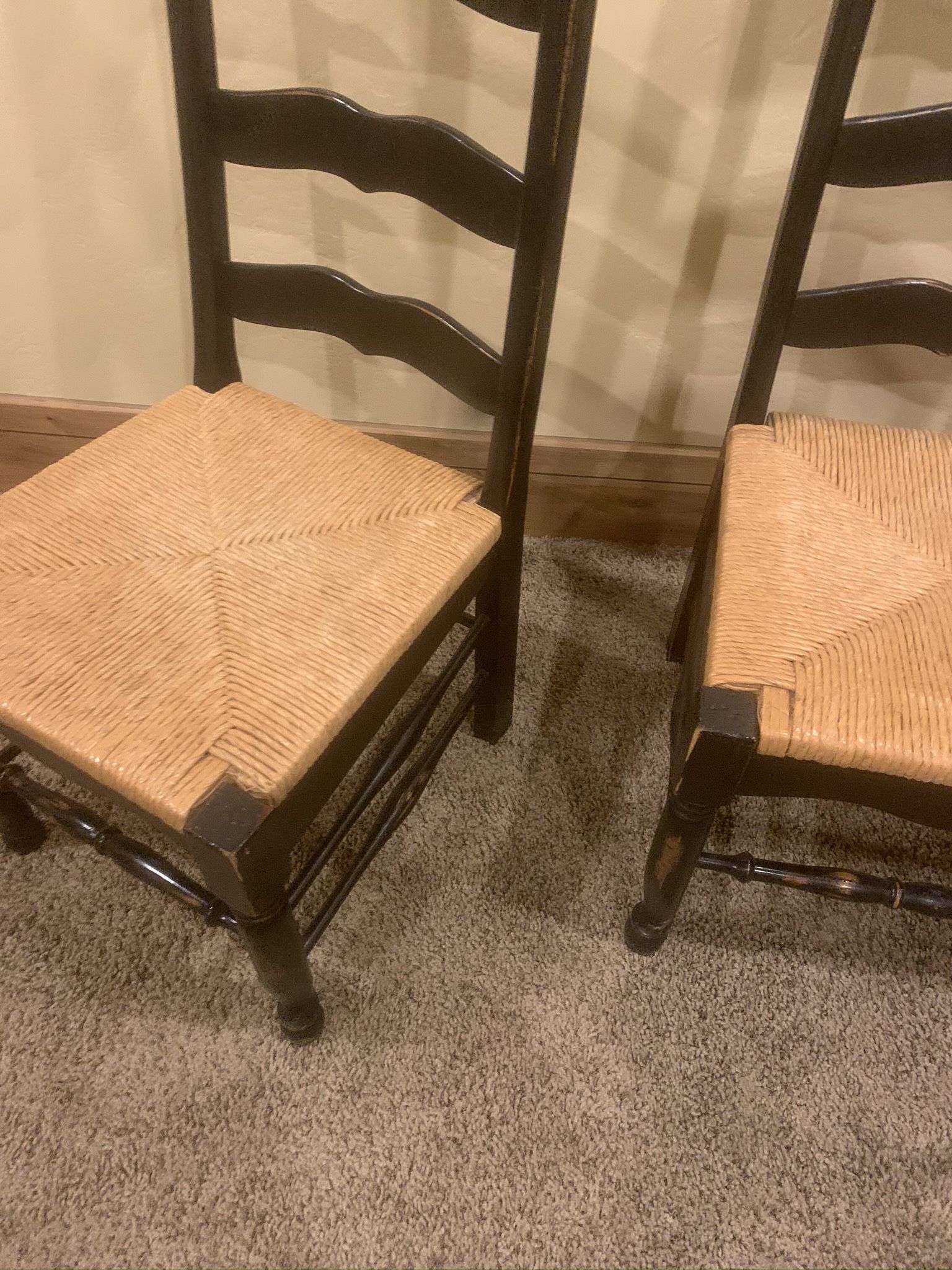 Table Chairs 25 Each   Good Quality 