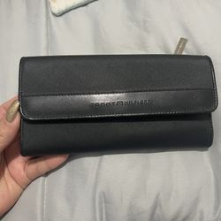 Tommy Hilfiger Wallet