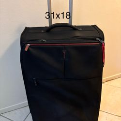 Big Luggage 