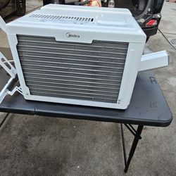 12000BTU_ U-ShapeWindow Ac Midea