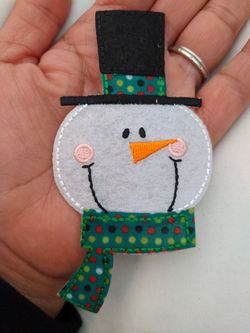 12 snowman iron on patches