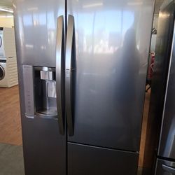 Used LG refrigerator 