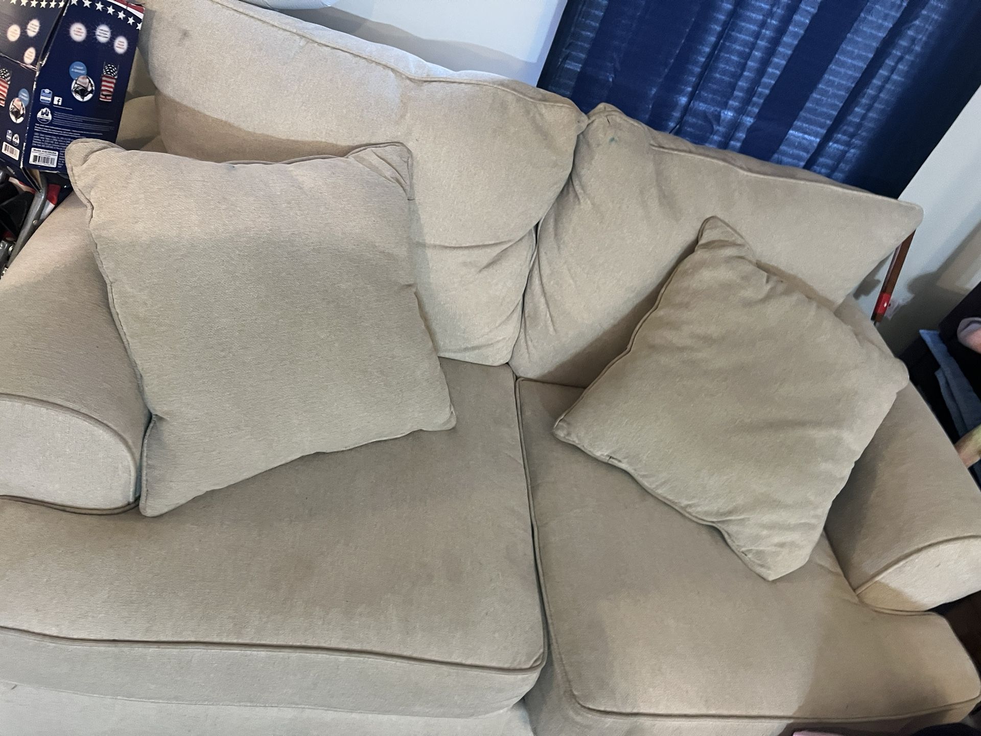 Free Sofa Set.