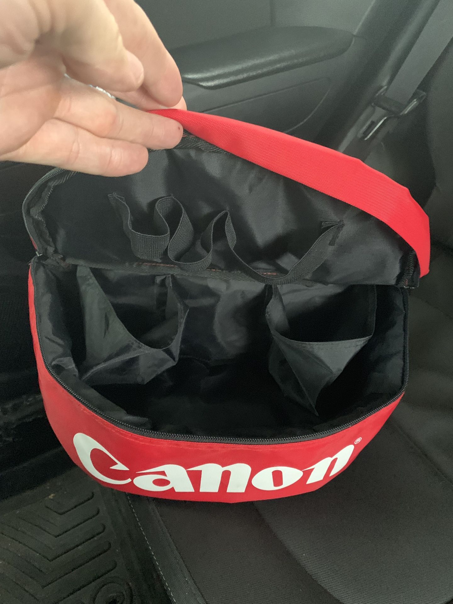 Fanny pack —canon —Camera Fannypack brand new never used