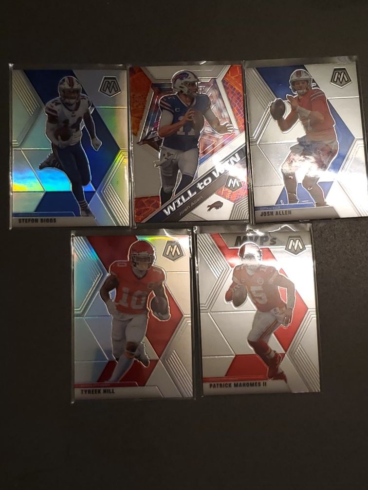 Tyreek Hill, Stefon Diggs SILVER PRIZM & Patrick Mahones , Josh Allen base & Will-To-Win base - Chiefs Bills bundle