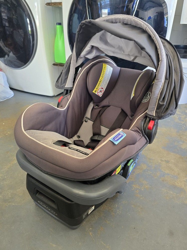GRACO Car Seat