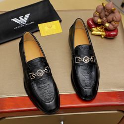 Versace Men’s Leather Shoes With Box 2026 New 