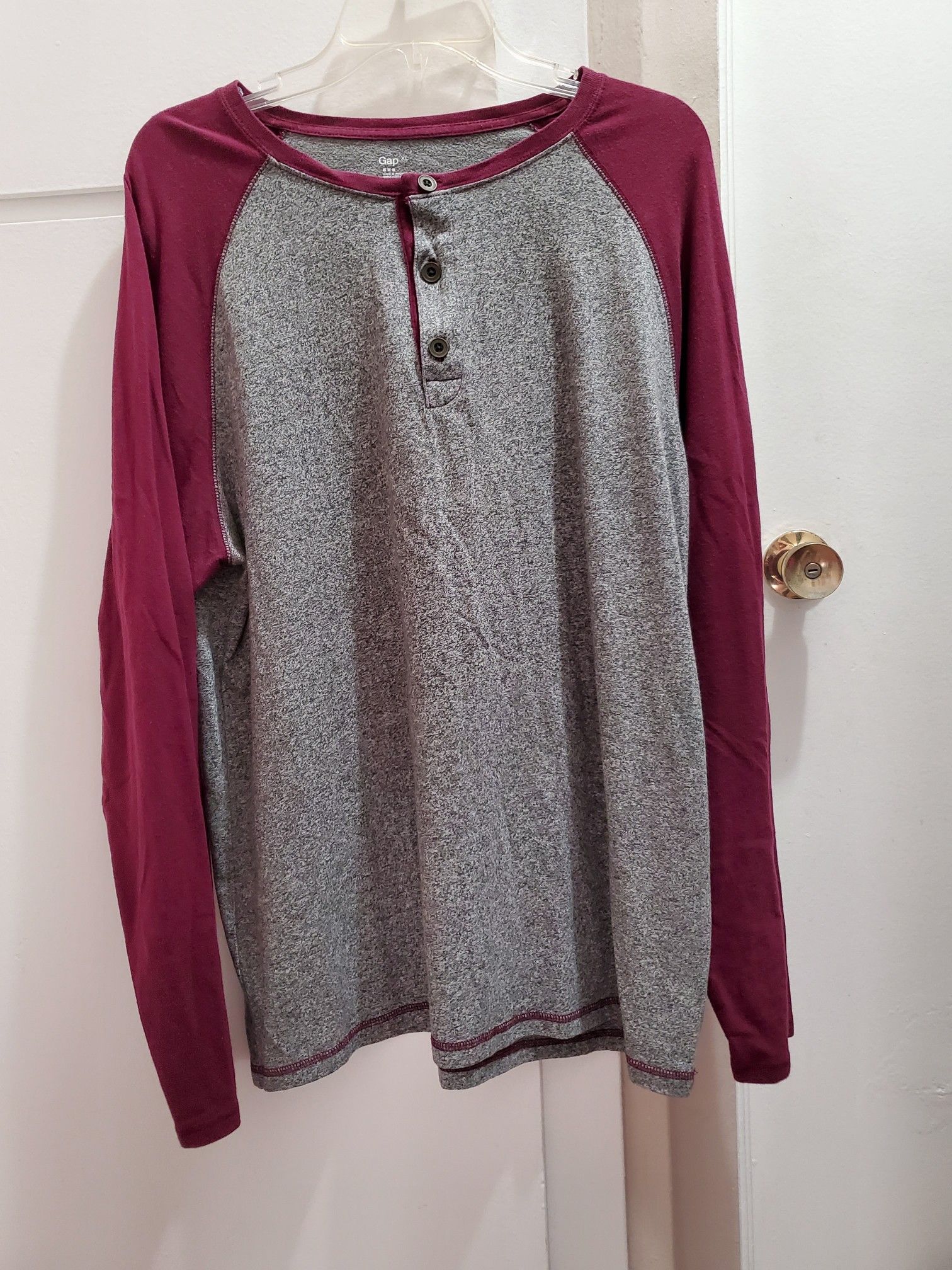 Gap Men's Baseball Tee (XL)