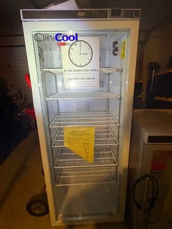 CliniCool Silver Series 10.5 Pharmacy/Lab Fridge