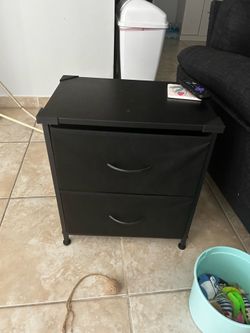 Set of Nightstands/End table