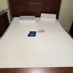 10” Sleep innovations Queen Memory Foam Mattress 