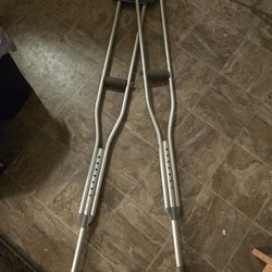 Adult Crutches