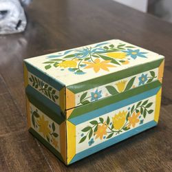 Vintage Tin  Recipe Box With Old Recipes 