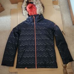 Roxy Dry Flight Technology youth winter coat with detachable hood 