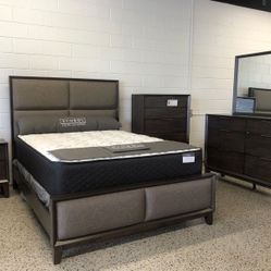 Florian Gray Panel Upholstered Bedroom Set (Queen and King Bed Frame