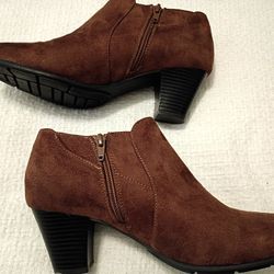 Croft & Barrow Coco Brown Suede Ankle Boots 