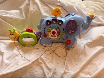 Fisher-Price Pull and discover activity elephant