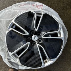 Mach-E select Rims. 