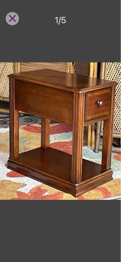 2-Tier Side Table/ End Table, w long Drawer - Mahogany Wood - 22"L x 24"H x 13"W