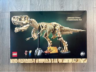 New LEGO Jurassic Park Dinosaur Fossils: Tyrannosaurus Rex 76968