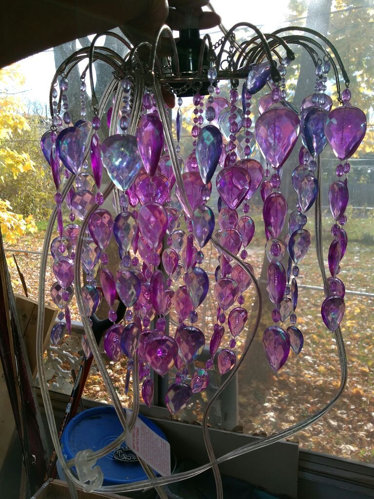 Girls chandelier (purple)