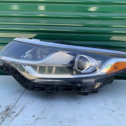 Kia Optima Left Driver Headlight