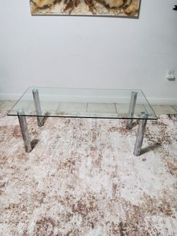 Coffee table, mesa de centro.