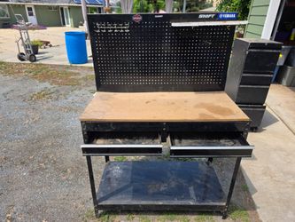 Tool bench