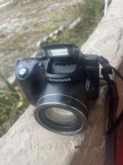 Samsung WB2100 Camera