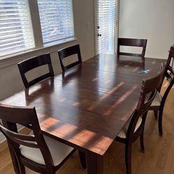 Wooden Dining Table And Chairs 