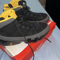 Men’s Jordan 9 “Dark Charcoal” University Gold