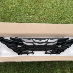 NEW Genuine OEM Matte Black Grille for 2021-2023 Hyundai Elantra KOREAN built models WITH Adaptive Cruise